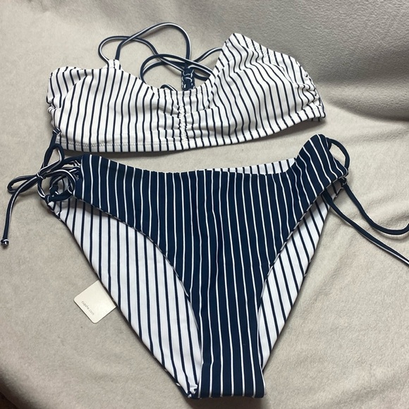 Cupshe Striped Bikini Set in Navy and White - Picture 1 of 6